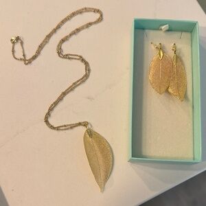 Elegant Gold Leaf Necklace and Earring Set